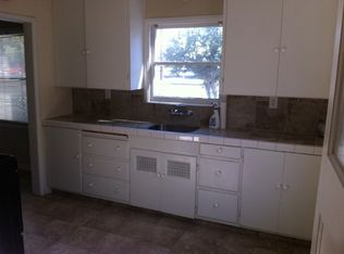 706 W Harding Way, Stockton, CA 95204