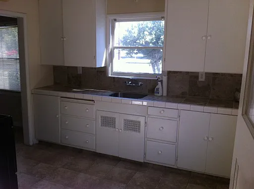 706 W Harding Way photo 1