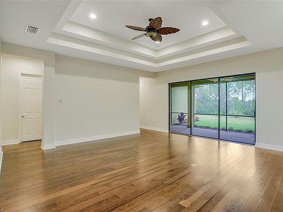 3rd image of 3884 Gibralter Dr