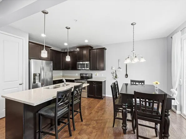 14358 Parkside Ct NW, Prior Lake, MN 55372