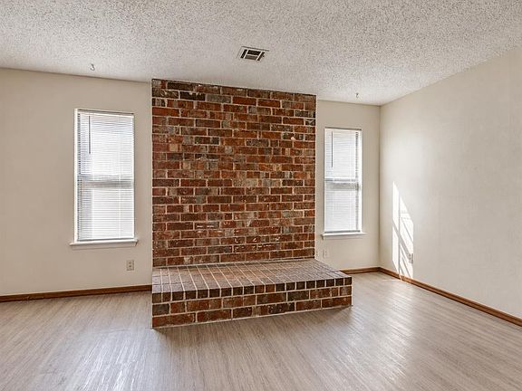 5th image of 1004 N 5th St #1006