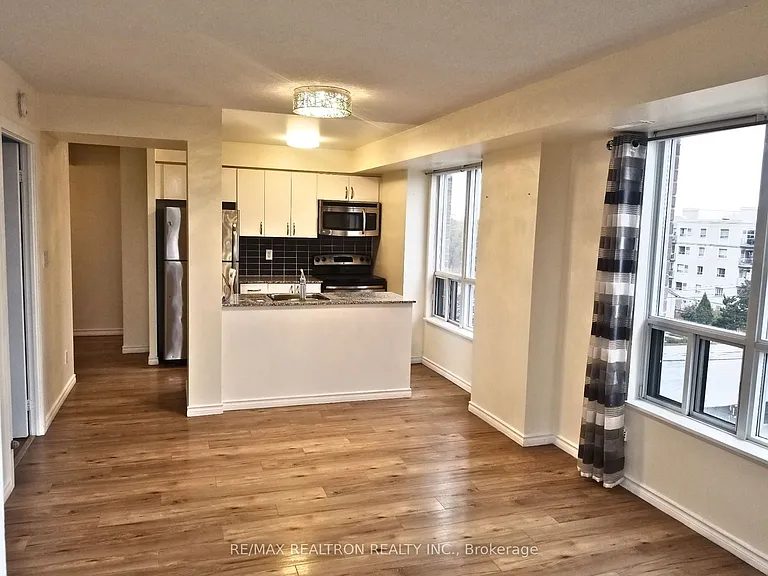 801 Sheppard Ave W #605 — Photo 6