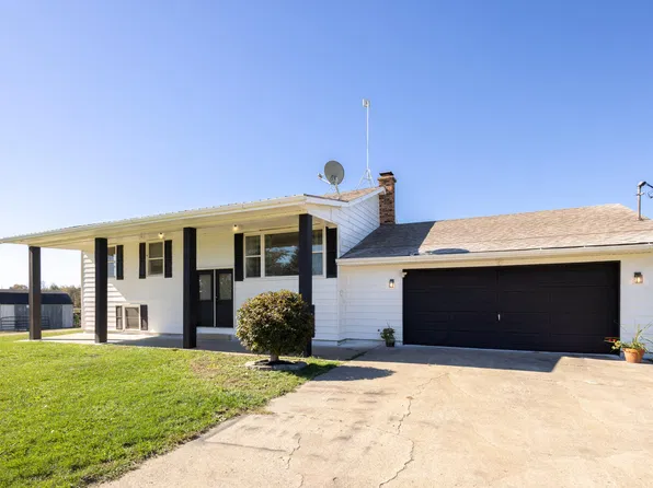 12390 S 42nd St, Vicksburg, MI 49097