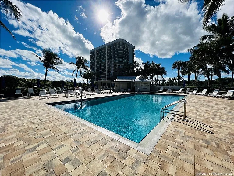 8880 S Ocean Dr #402 — Photo 70