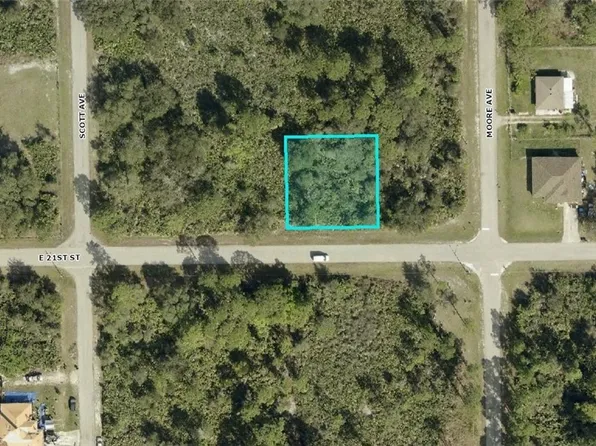 3905 E 21st St, Alva, FL 33920