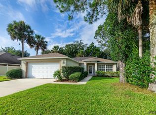 36 Round Tree Dr, Palm Coast, FL 32164