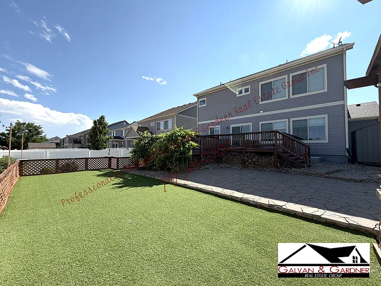 9101 Sentry Dr — Photo 49
