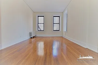 Rented by Manhattan Realty Group