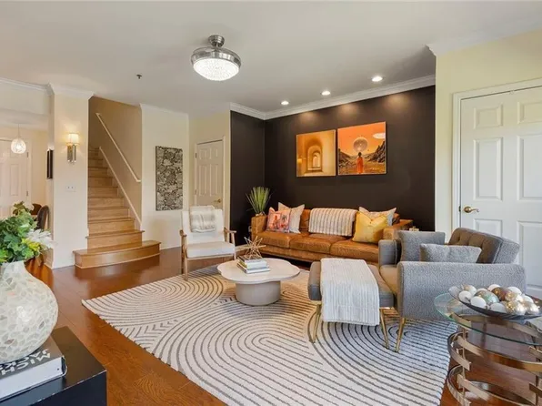 3636 Habersham Rd NW APT 2404, Atlanta, GA 30305