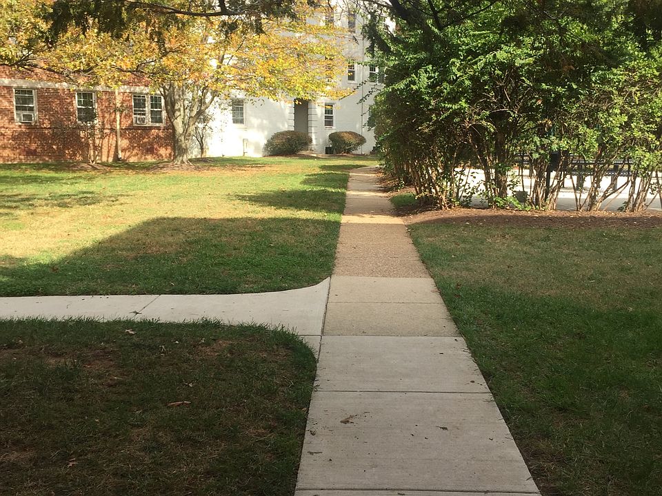 2nd image of 2210 Colston Dr. #301