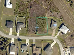 8015 Marsh Cir, Labelle, FL 33935