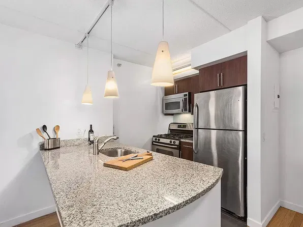 555 West 23rd Street image 1 of 6