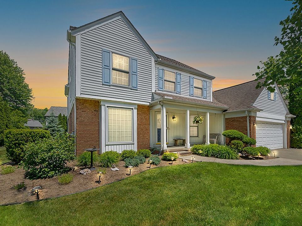 1st image of 361 Essex Dr