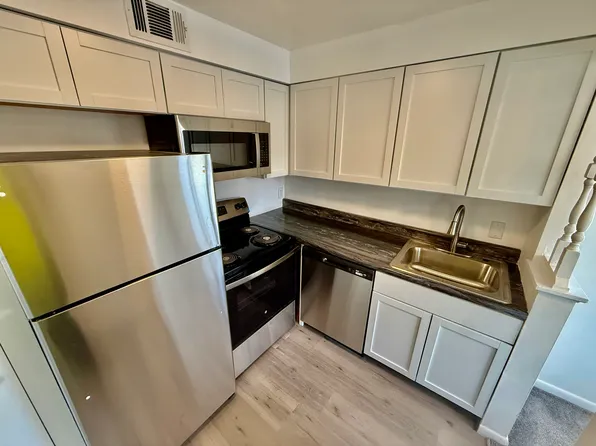 81 N Duane Ave #3, Pittsburgh, PA 15205