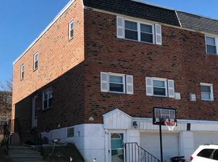 814 Arnold St, Philadelphia, PA 19111