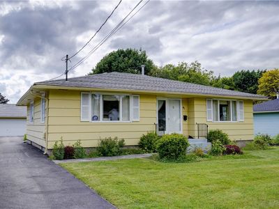 41 Leicestershire Rd, Rochester, NY, 14621