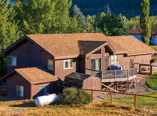 11 Last Chance Cir, Thayne, WY 83127