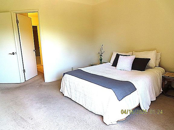 5th image of 2923 Crocker Ct
