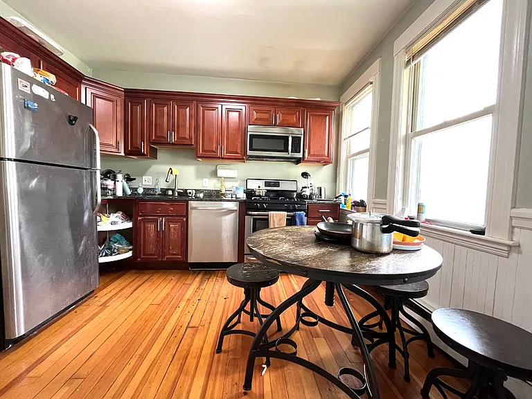 2 Wyman Pl #1 — Photo 4
