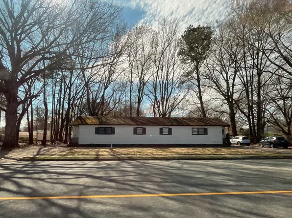 (undisclosed Address), Hampton, VA 23666