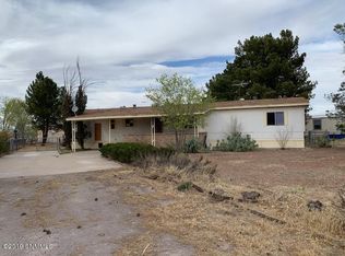 650 Hummingbird Dr, Las Cruces, NM 88007