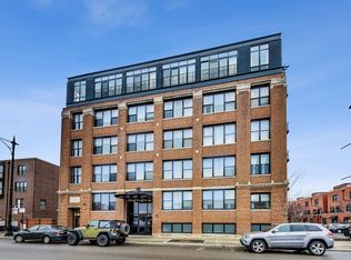 2911 N Western Ave APT 212, Chicago, IL 60618