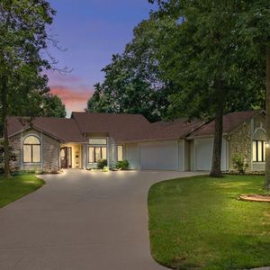 205 Woodcliff Dr, Warsaw, IN, 46582