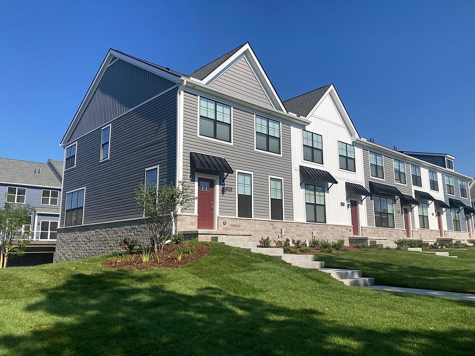 1st image of 2892 Rayfield Ave