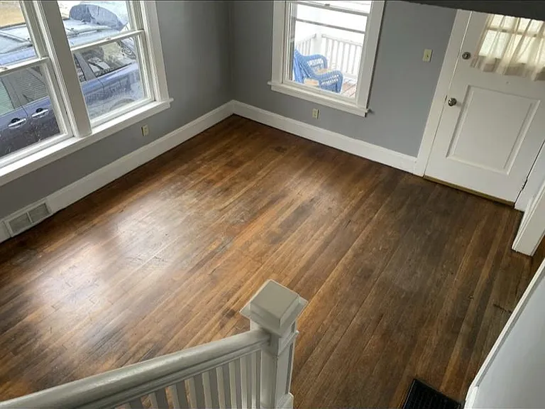 117 E Friendship St — Photo 9