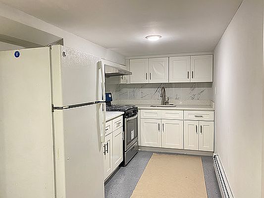 1st image of 83-69 Vietor Ave