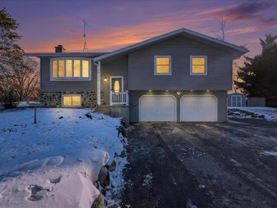 2817 Spring Hill Drive, Stoughton, WI, 53589