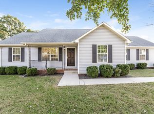 1427 River Rock Blvd, Murfreesboro, TN 37128