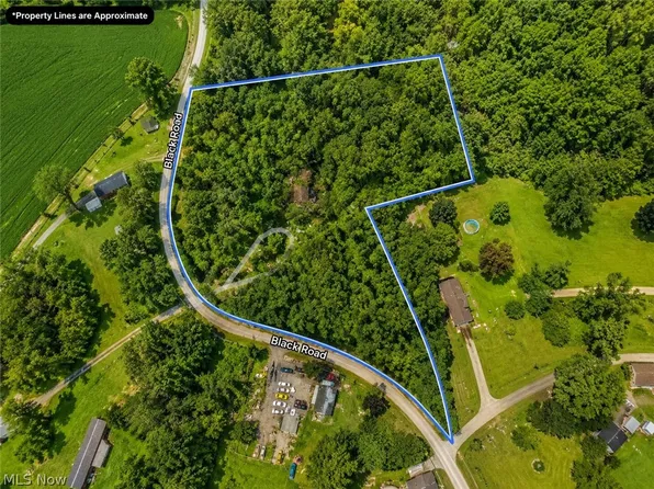 850 Black Rd, Hopewell, OH 43746