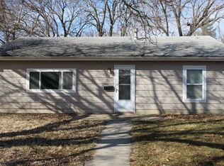 713 Oak St, Wamego, KS 66547