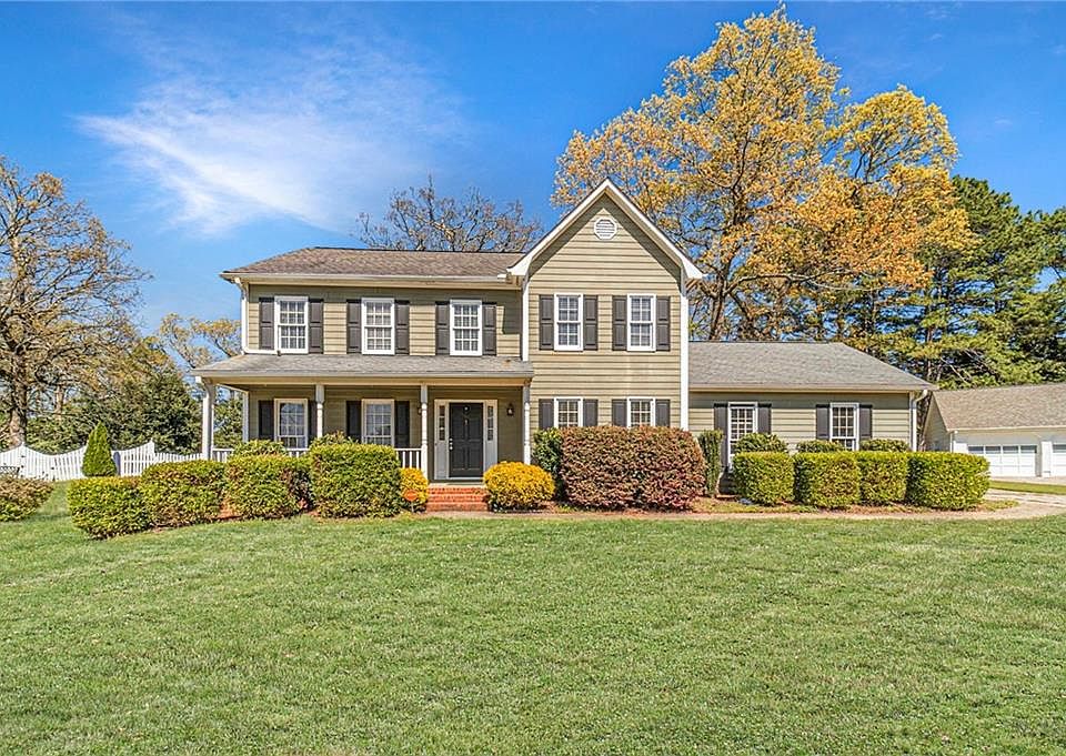 1st image of 1578 Fair Oaks Ln