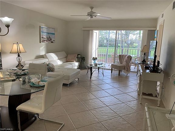 3rd image of 7360 Glenmoor Ln APT 209