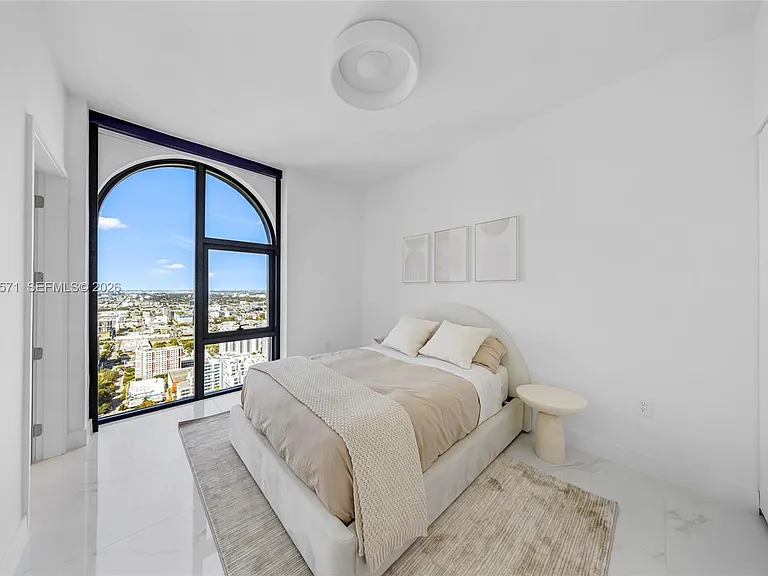 700 NE 24th St #4007 — Photo 59