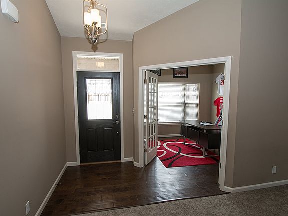 5th image of 4300 Argyle Dr