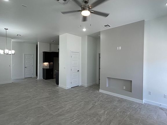 5th image of 645 Paseo Modesto Dr