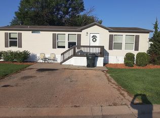 1015 SE 41st Ter, Topeka, KS 66609