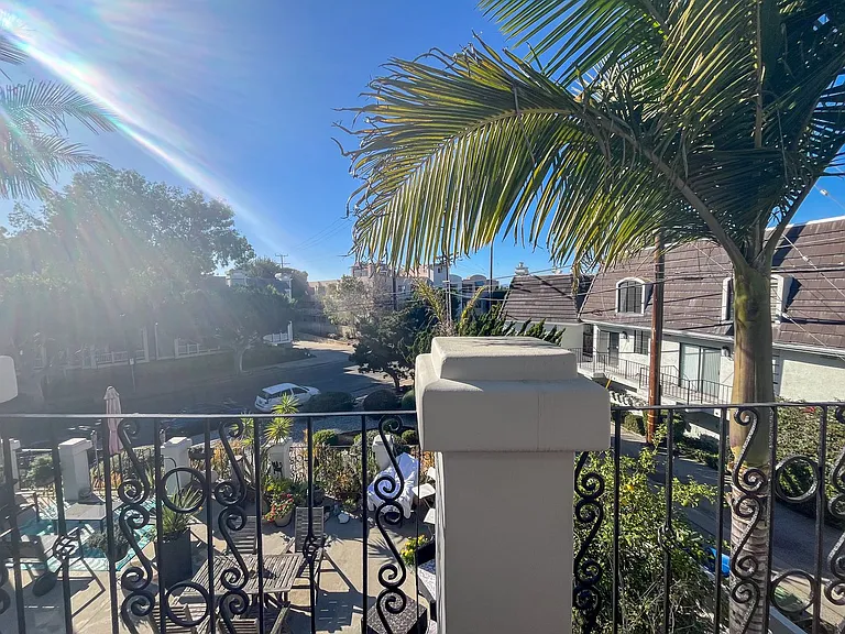 7851 Talbert St — Photo 31