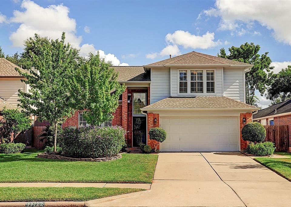 1st image of 17122 Crown Meadow Ct
