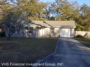 389 Jefferson Cir SE, Allenhurst, GA 31301