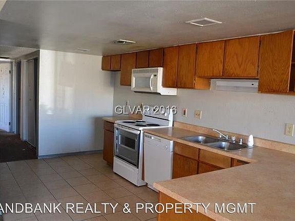 2nd image of 5325 Redberry St APT A