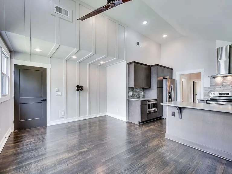 1421 Janie Ave — Photo 15