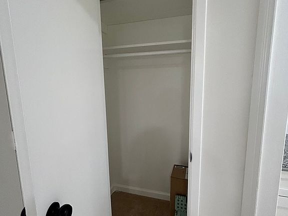 5th image of 1012 Donley Dr