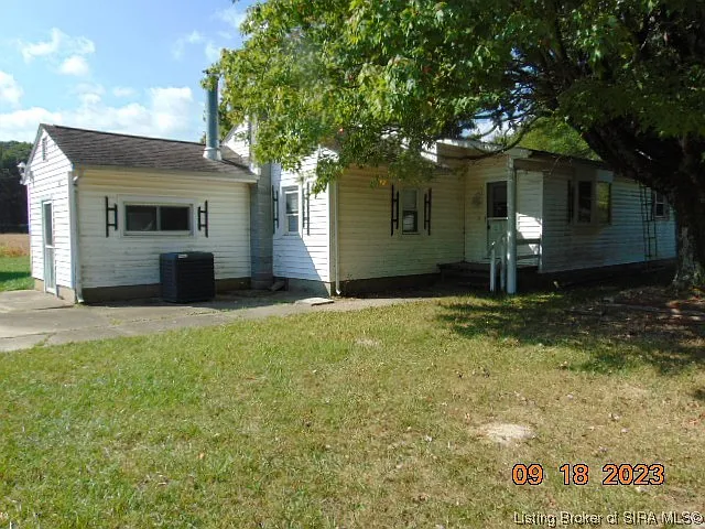 12973 E County Road 200 S photo 1