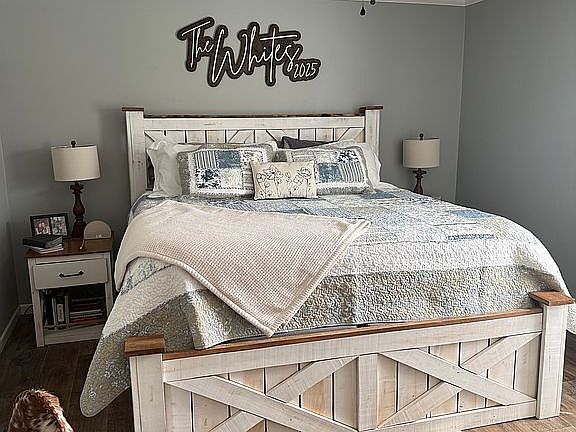 3rd image of 2192 Mount Pleasant Rd