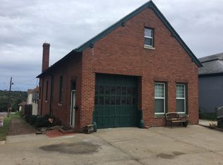 2021 N 3rd St, Saint Joseph, MO 64505