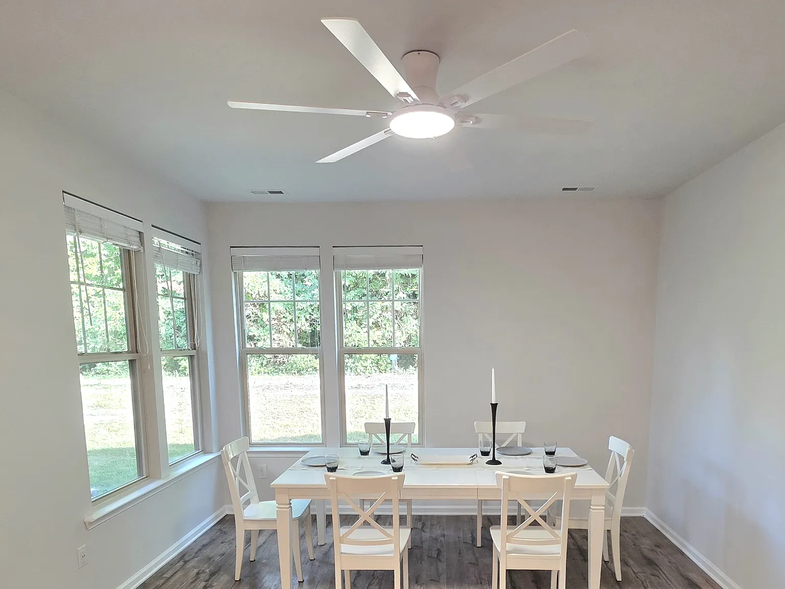 3 bed, 2.5 bath, 1679 sqft, $3,500 — Photo 4